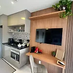 Studio Novo Em Sp_500 M Do Metro - Usp E Jockey