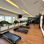 Studio Novo Em Sp_500 M Do Metro - Usp E Jockey